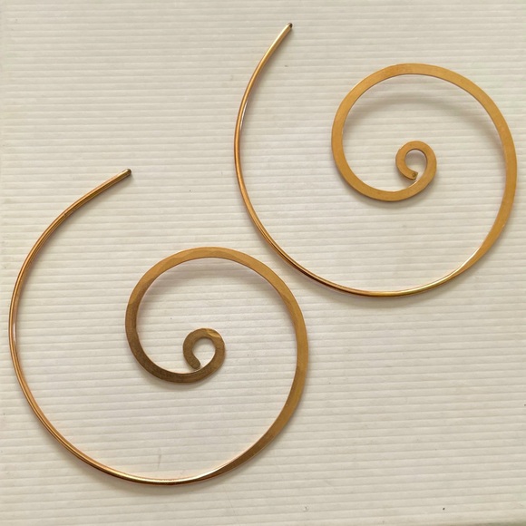 Artisan Thread Thru Spiral Earrings - Picture 1 of 6